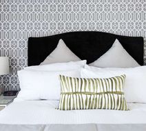 Riviera Mackay Room