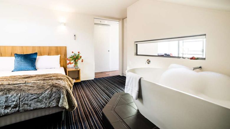 <b>Salamanca Wharf Hotel Room</b>. Images powered by <a href="https://iceportal.shijigroup.com/" title="IcePortal" target="_blank">IcePortal</a>.