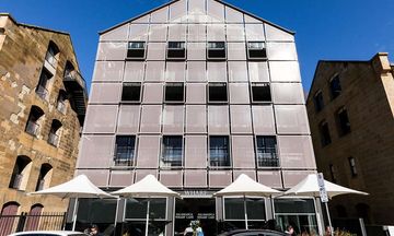 Salamanca Wharf Hotel