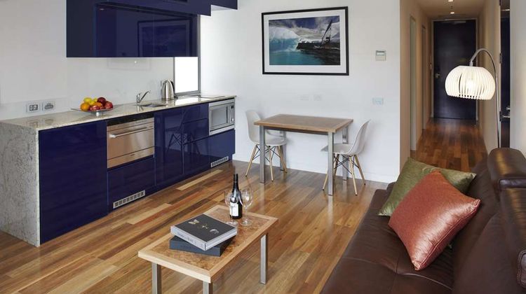 Salamanca Wharf Hotel Suite