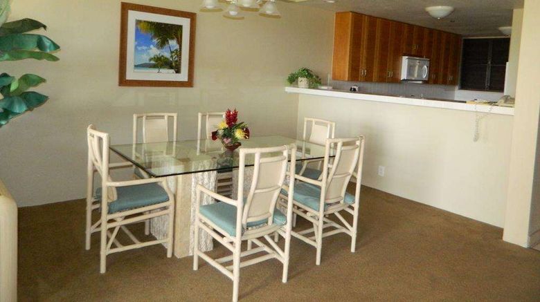<b>Sands of Kahana Room</b>. Images powered by <a href="https://iceportal.shijigroup.com/" title="IcePortal" target="_blank">IcePortal</a>.