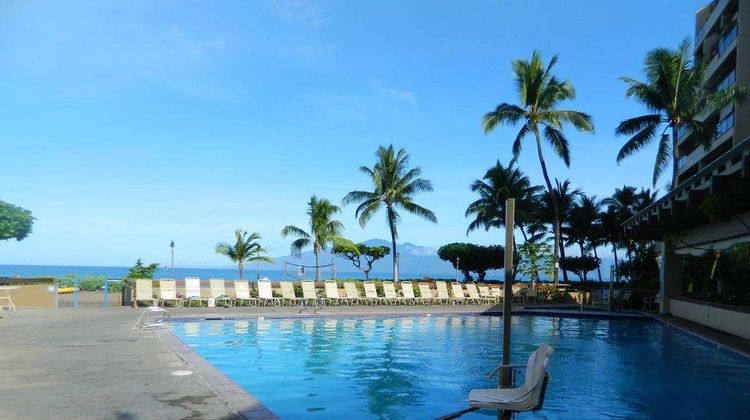 Sands of Kahana Pool