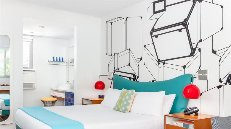 <b>Vagabond Hotel Room</b>. Images powered by <a href="https://iceportal.shijigroup.com/" title="IcePortal" target="_blank">IcePortal</a>.