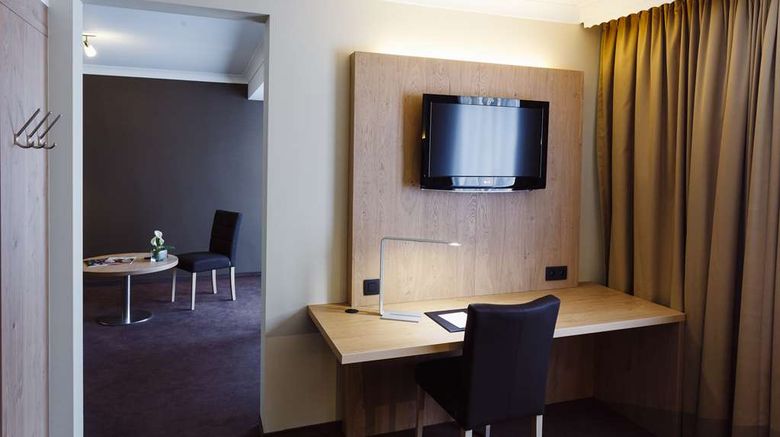 <b>Van der Valk Hotel Nivelles Sud Suite</b>. Images powered by <a href="https://iceportal.shijigroup.com/" title="IcePortal" target="_blank">IcePortal</a>.