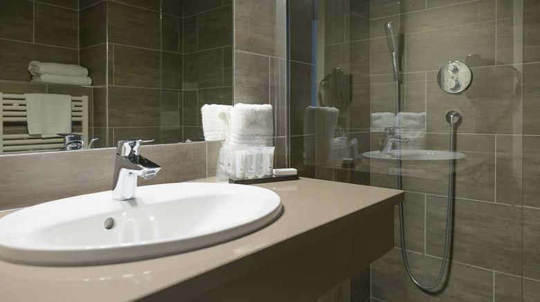 <b>Van der Valk Hotel Nivelles Sud Suite</b>. Images powered by <a href="https://iceportal.shijigroup.com/" title="IcePortal" target="_blank">IcePortal</a>.