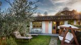 <b>Villa Olmi Firenze Suite</b>. Images powered by <a href="https://iceportal.shijigroup.com/" title="IcePortal" target="_blank">IcePortal</a>.