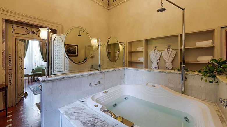 <b>Villa Olmi Firenze Suite</b>. Images powered by <a href="https://iceportal.shijigroup.com/" title="IcePortal" target="_blank">IcePortal</a>.