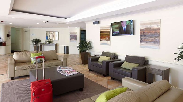 <b>Central West End Apartments Lobby</b>. Images powered by <a href="https://iceportal.shijigroup.com/" title="IcePortal" target="_blank">IcePortal</a>.