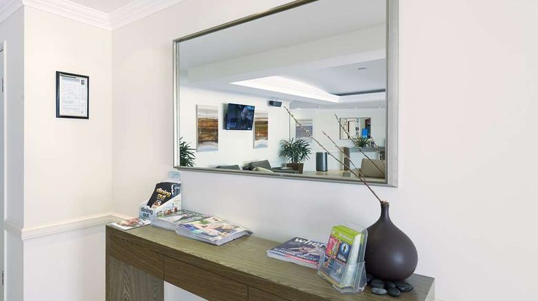 <b>Central West End Apartments Lobby</b>. Images powered by <a href="https://iceportal.shijigroup.com/" title="IcePortal" target="_blank">IcePortal</a>.