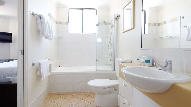 <b>Central West End Apartments Room</b>. Images powered by <a href="https://iceportal.shijigroup.com/" title="IcePortal" target="_blank">IcePortal</a>.