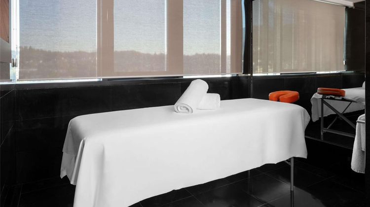 Moevenpick Hotel Sarajevo Room