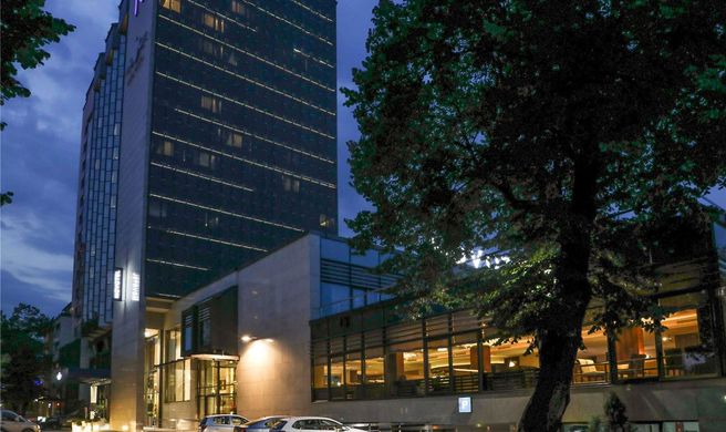Moevenpick Hotel Sarajevo Exterior