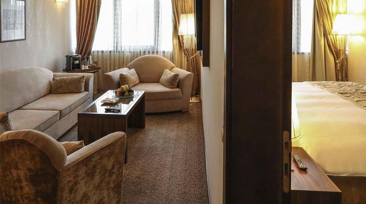 Moevenpick Hotel Sarajevo Room