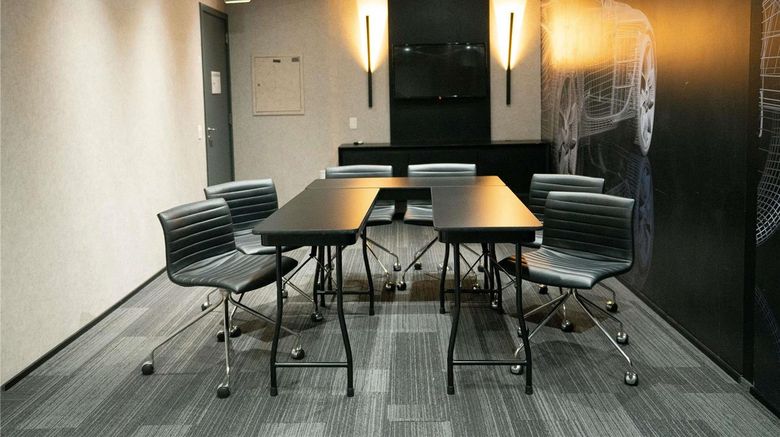 <b>Mercure Sao Bernardo Do Campo Meeting</b>. Images powered by <a href="https://iceportal.shijigroup.com/" title="IcePortal" target="_blank">IcePortal</a>.