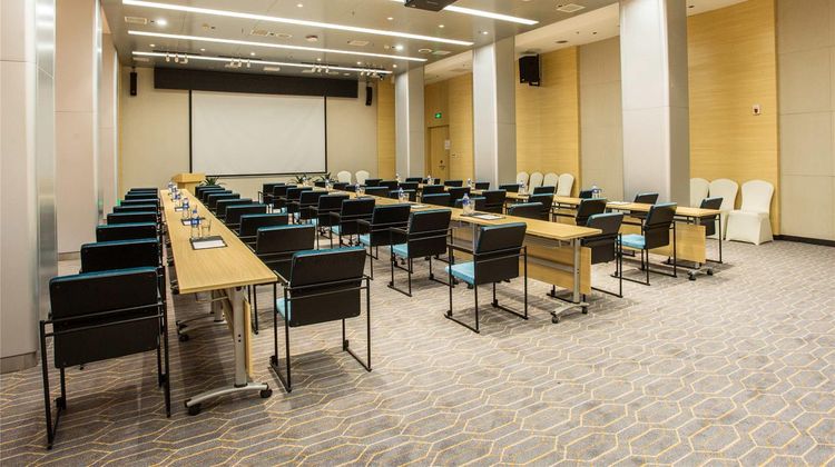 Ibis Styles Intl Exhibition Center Meeting