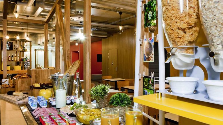 <b>Ibis Styles Chalons Centre Restaurant</b>. Images powered by <a href="https://iceportal.shijigroup.com/" title="IcePortal" target="_blank">IcePortal</a>.