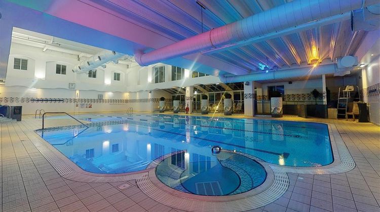 Village Hotel Birmingham Dudley Pool