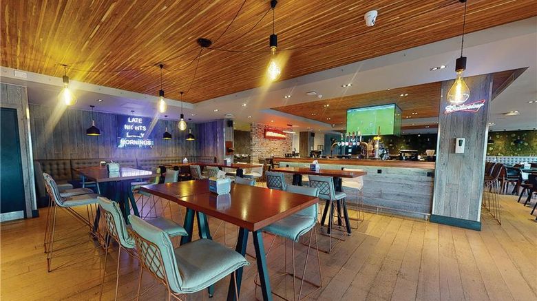 <b>Village Hotel Birmingham Dudley Restaurant</b>. Images powered by <a href="https://iceportal.shijigroup.com/" title="IcePortal" target="_blank">IcePortal</a>.