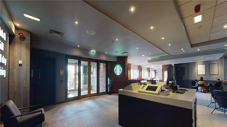 <b>Village Hotel Birmingham Dudley Lobby</b>. Images powered by <a href="https://iceportal.shijigroup.com/" title="IcePortal" target="_blank">IcePortal</a>.