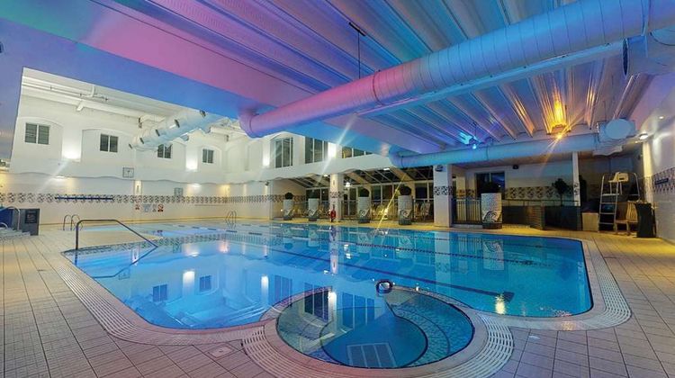 Village Hotel Birmingham Walsall Pool