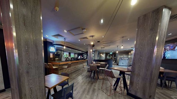Village Hotel Swindon Restaurant
