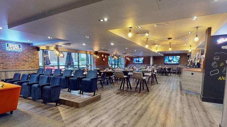 Village Hotel Swansea Restaurant