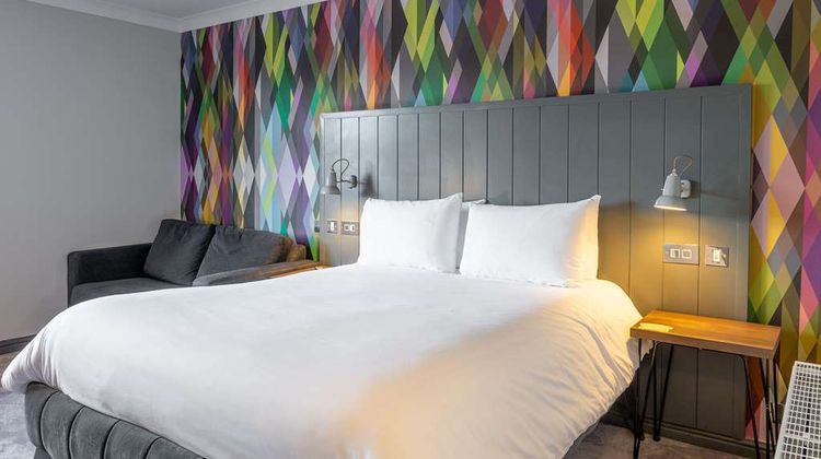 Village Hotel Cardiff Room