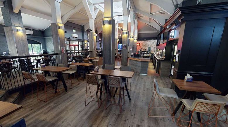 <b>Village Hotel Liverpool Restaurant</b>. Images powered by <a href="https://iceportal.shijigroup.com/" title="IcePortal" target="_blank">IcePortal</a>.