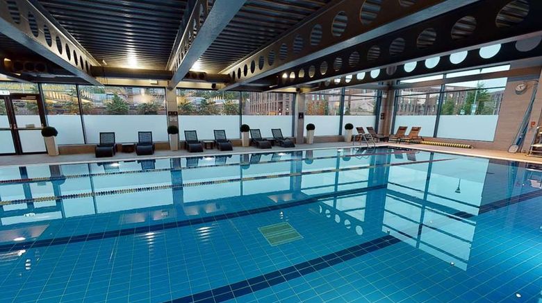 <b>Village Hotel Edinburgh Pool</b>. Images powered by <a href="https://iceportal.shijigroup.com/" title="IcePortal" target="_blank">IcePortal</a>.