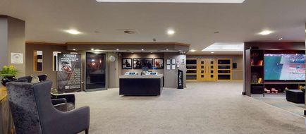 Village Hotel Hull Lobby