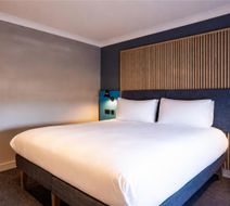Village Hotel Leeds North Room
