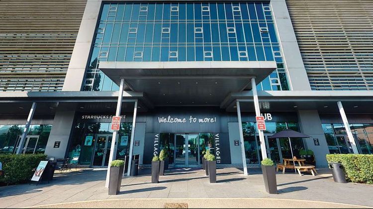 Village Hotel London Watford Exterior