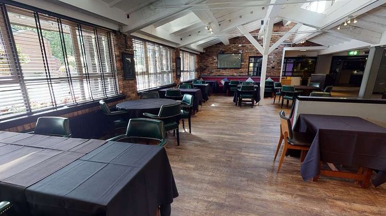 Village Hotel Manchester Hyde Restaurant