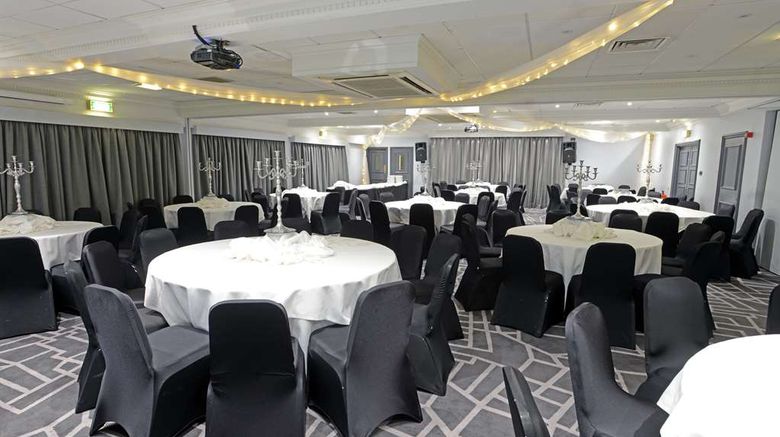 <b>Village Hotel Manchester Cheadle Meeting</b>. Images powered by <a href="https://iceportal.shijigroup.com/" title="IcePortal" target="_blank">IcePortal</a>.