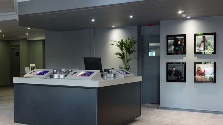 Village Hotel Warrington Lobby