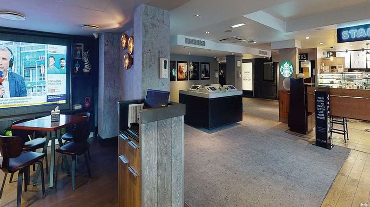 Village Hotel Warrington Lobby