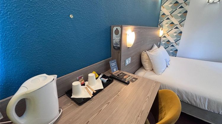 Kyriad Hotel Cambrai Room
