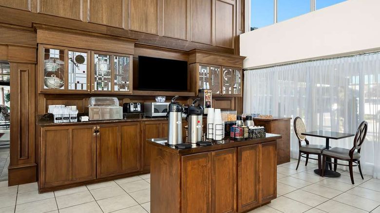<b>SureStay Plus Hotel Brandywine Valley Restaurant</b>. Images powered by <a href="https://iceportal.shijigroup.com/" title="IcePortal" target="_blank">IcePortal</a>.