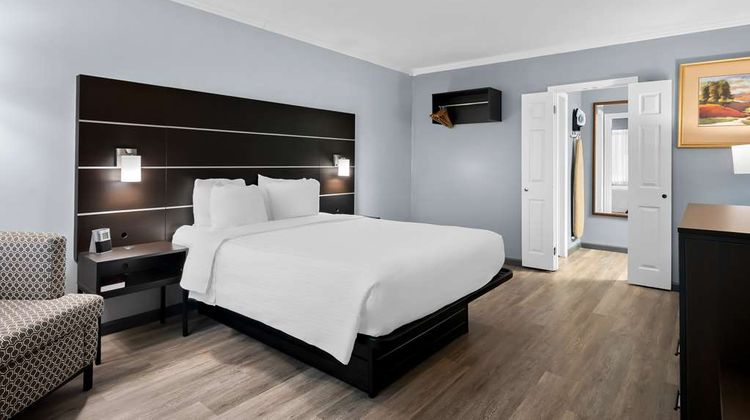 SureStay Plus Hotel Brandywine Valley Room