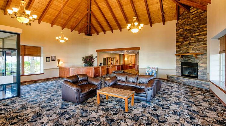 Red Lion Hotel & Conference Ctr Lobby