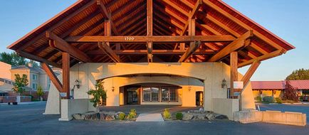 Red Lion Hotel & Conference Ctr Exterior