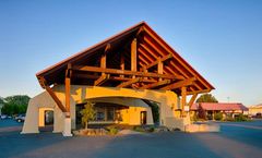 Red Lion Hotel & Conference Ctr