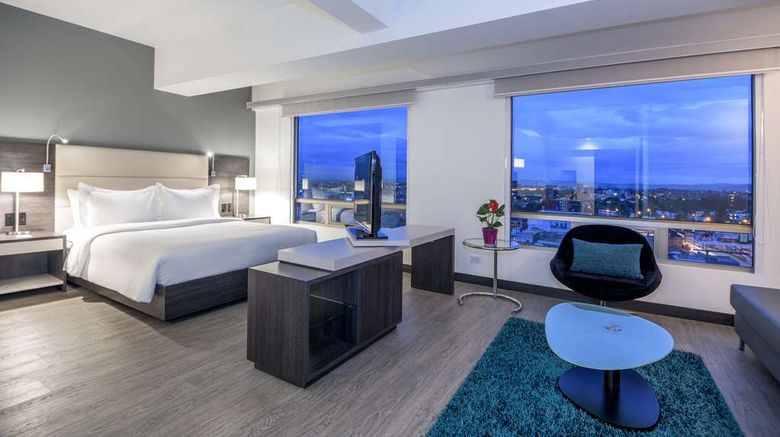 <b>NH Bogota Urban 26 Royal Suite</b>. Images powered by <a href="https://iceportal.shijigroup.com/" title="IcePortal" target="_blank">IcePortal</a>.