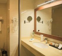 Swiss Inn Nexus Hotel Room
