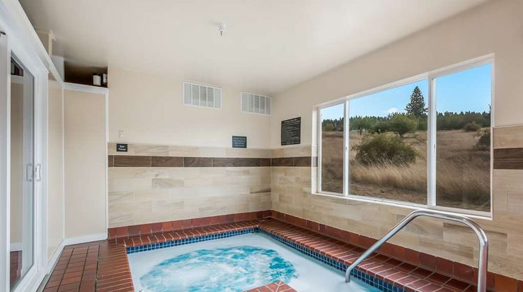 Red Lion Inn and Suites Sequim Pool