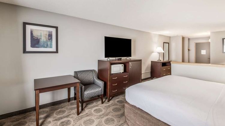 Red Lion Inn and Suites Sequim Suite