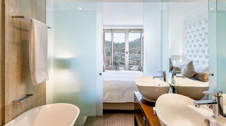 Pepperclub Hotel Room