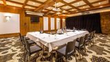 <b>Nightcap at The Ranch Hotel Meeting</b>. Images powered by <a href="https://iceportal.shijigroup.com/" title="IcePortal" target="_blank">IcePortal</a>.