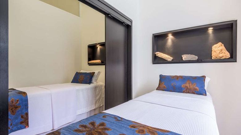 <b>NH Collection Medellin Royal Spa</b>. Images powered by <a href="https://iceportal.shijigroup.com/" title="IcePortal" target="_blank">IcePortal</a>.