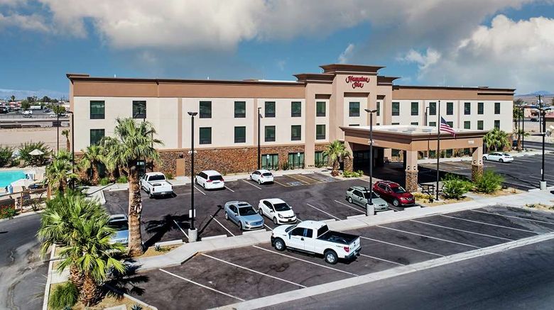 <b>Hampton Inn Parker Exterior</b>. Images powered by <a href="https://iceportal.shijigroup.com/" title="IcePortal" target="_blank">IcePortal</a>.